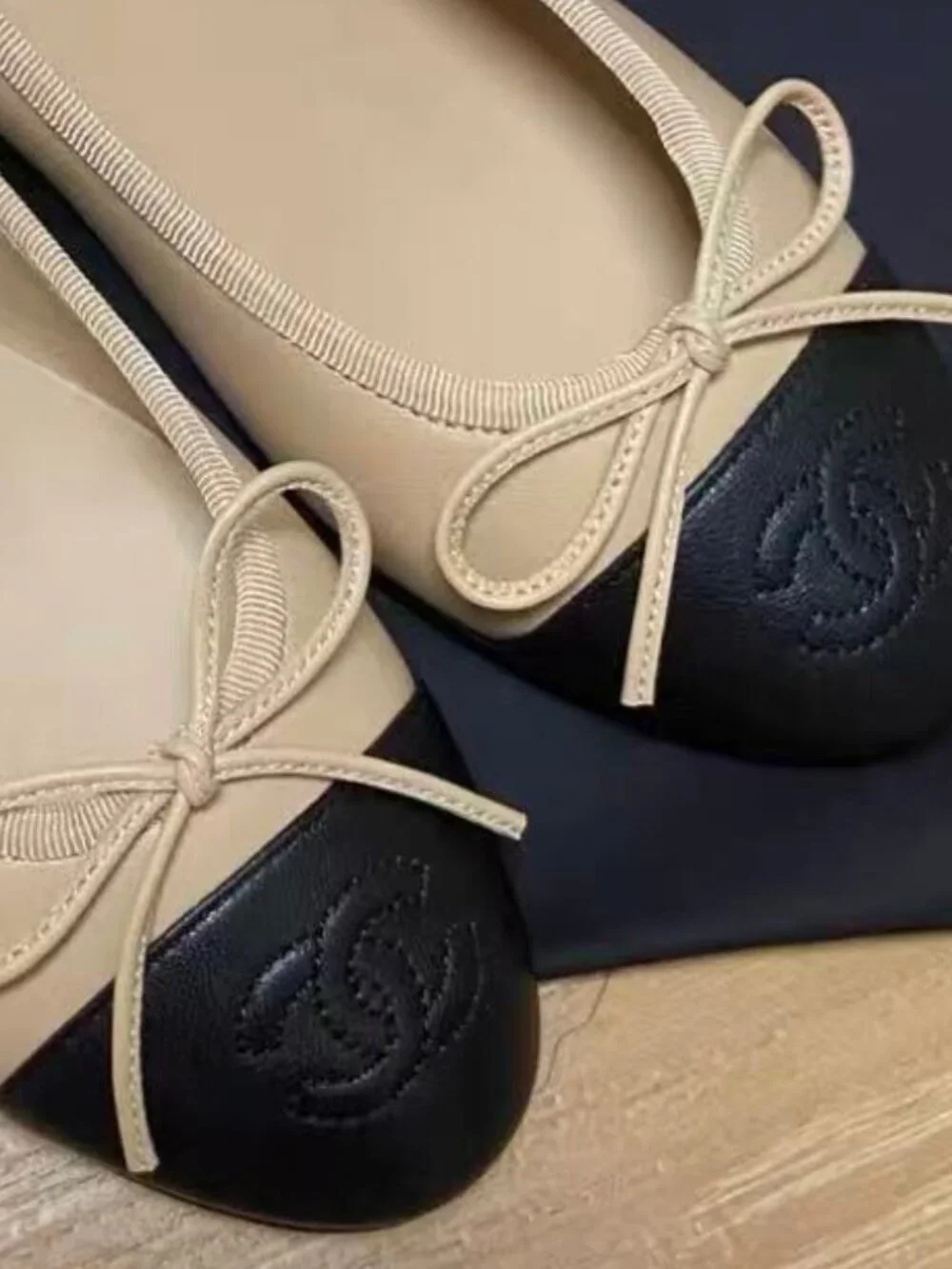 Chanel Two‑Tone Bow Ballet Flats CC Logo Leather Flat Shoes